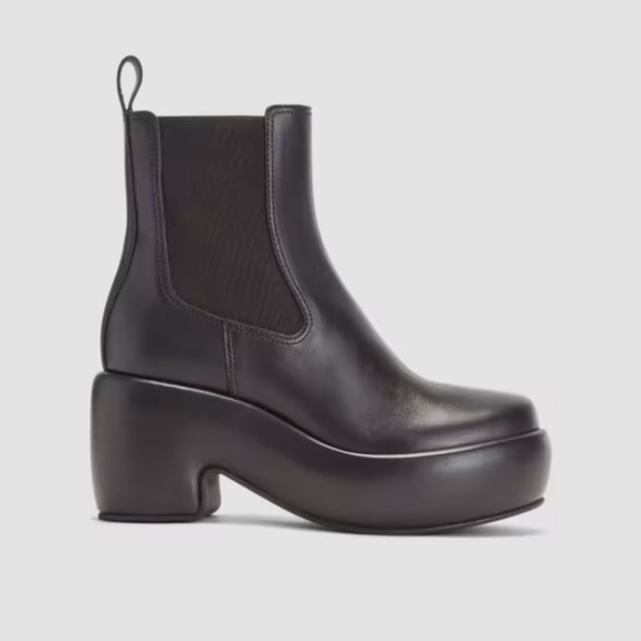 Everlane Puffa boot